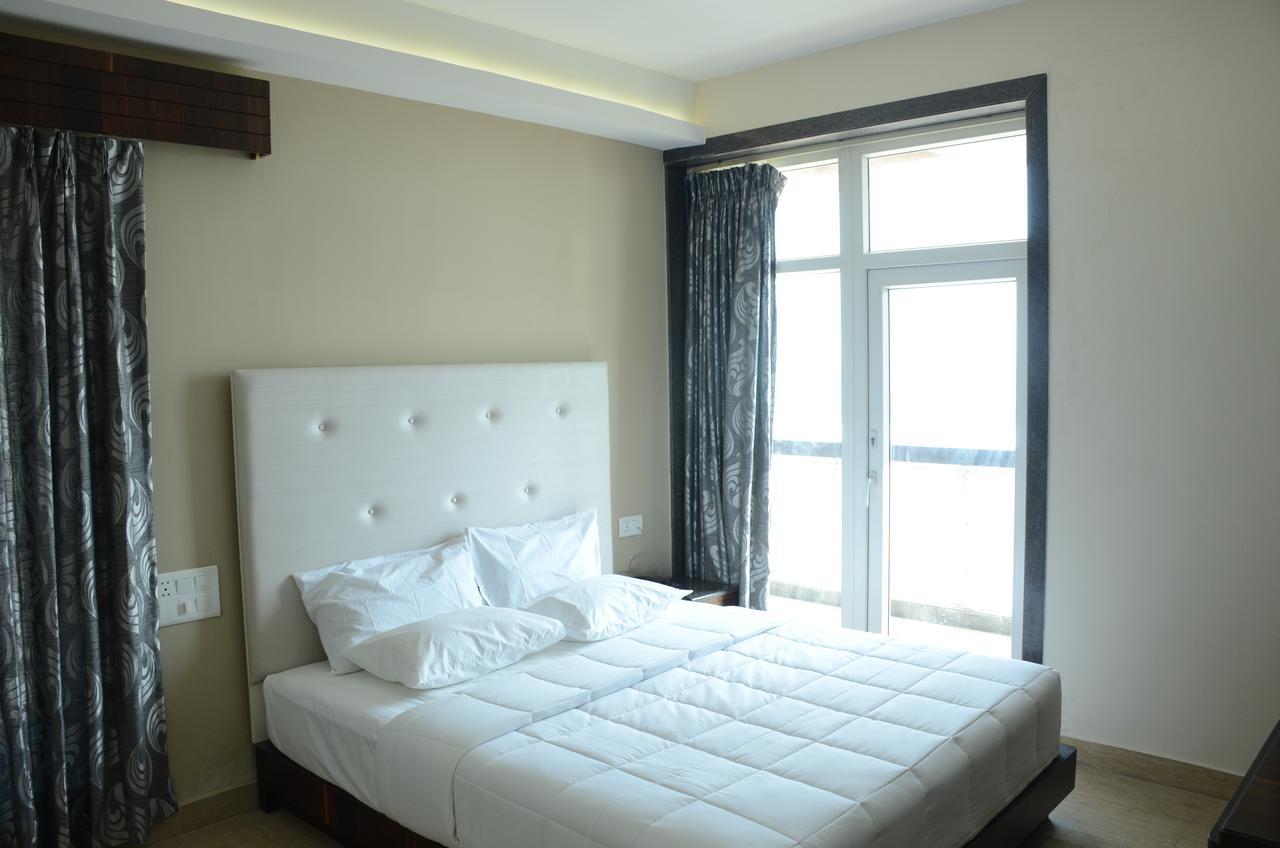 Blue Bay Resort Puri Exterior foto